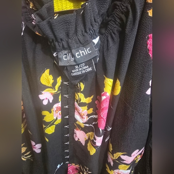 🍂🍁City Chic Corset Style Floral Blouse 22 - Picture 3 of 4